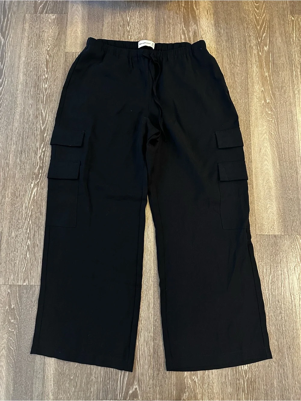 A&F Linen Blend Cargo Pull On Pants - Picture 2 of 3
